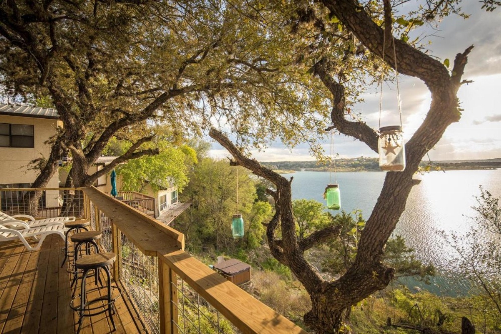 Cliff House At Canyon Lake Home Image 32