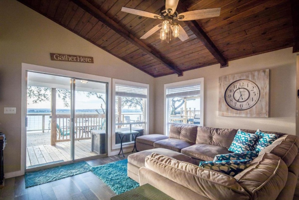 Cliff House At Canyon Lake Home Image 35